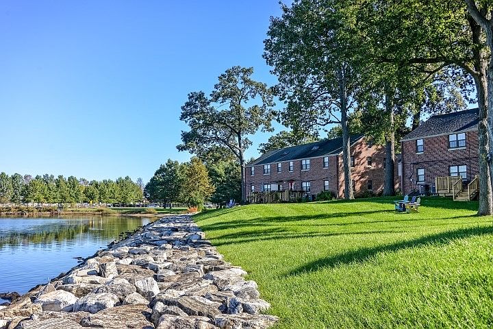 25 prime waterfront acres