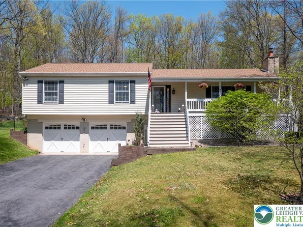 269 Shady Oaks Dr E, Saylorsburg, PA 18353