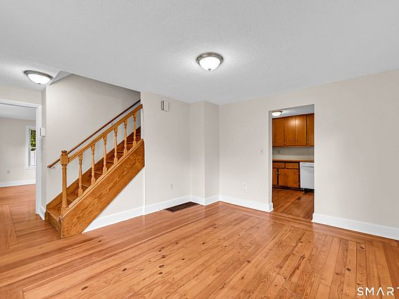 5th image of 741 Norton Road