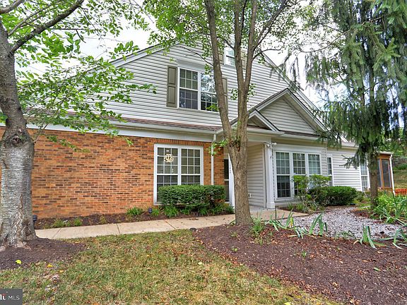 2nd image of 12242 Seaford Ct