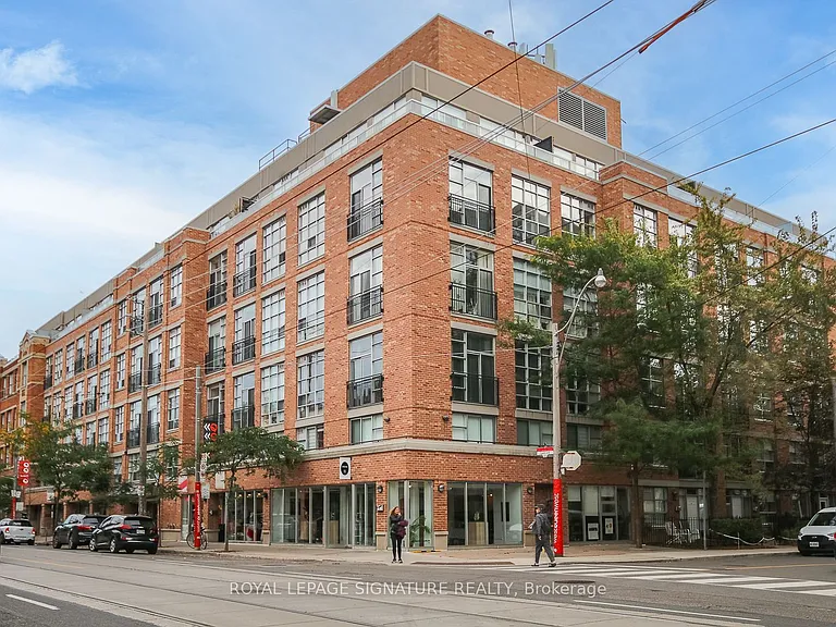 955 Queen St W #Penthouse 08 — Photo 37