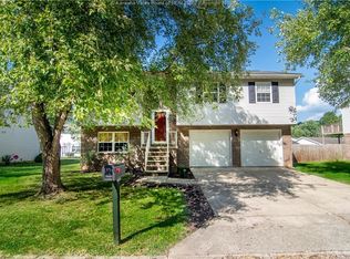 212 Geronimo Dr, Saint Albans, WV 25177