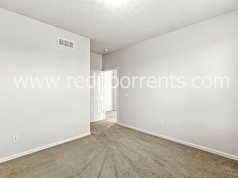 4712 Pebblepointe Pass — Photo 21