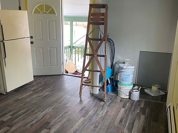 4th image of 4153 Rockwell St #1