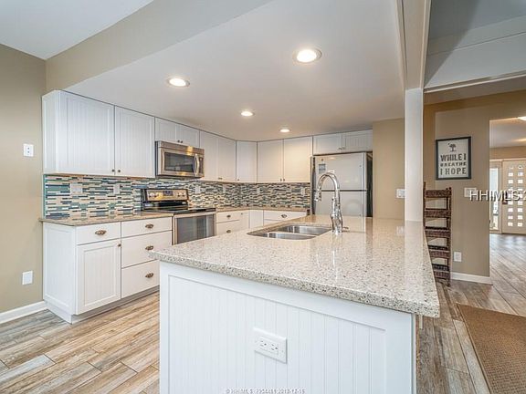 3rd image of 125 Shipyard Dr APT 189