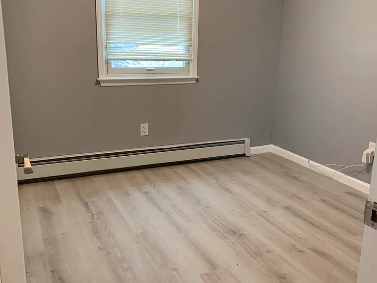 16 Beth Pl — Photo 10