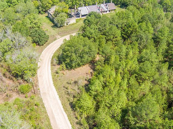 3rd image of 6044 County Road 4200
