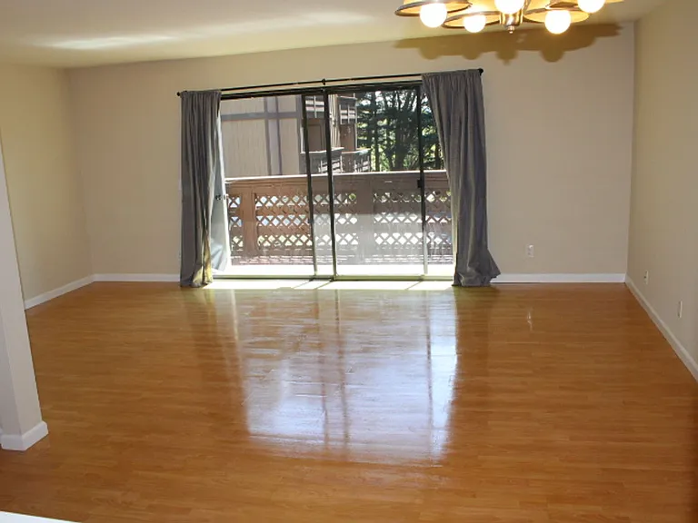 507 Chabre Ct — Photo 11