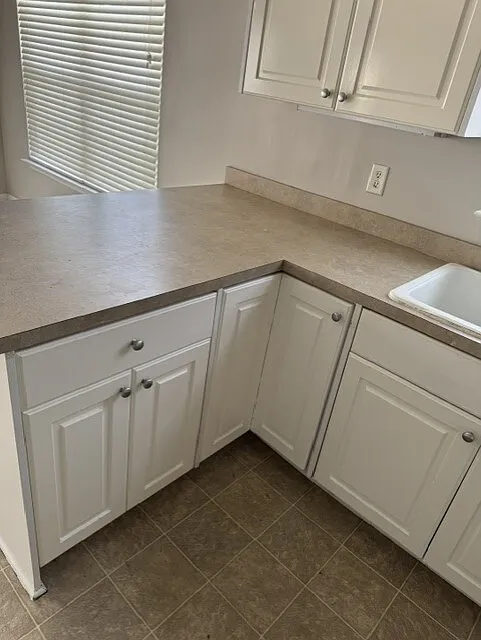 4 bed, 2.5 bath, 2046 sqft, $2,200 — Photo 4
