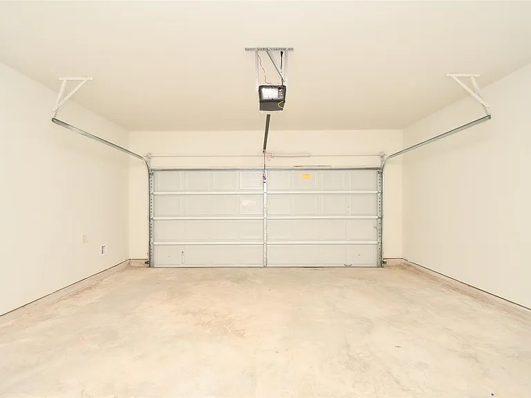 27823 Western Creek Ct — Photo 30