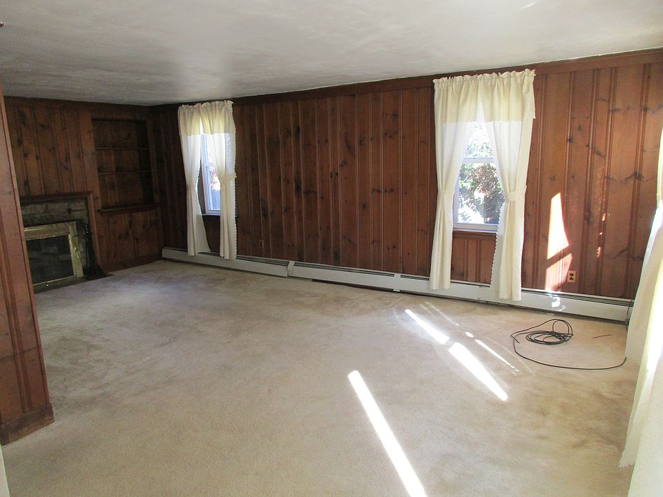 2nd image of 615 Westmoreland Dr