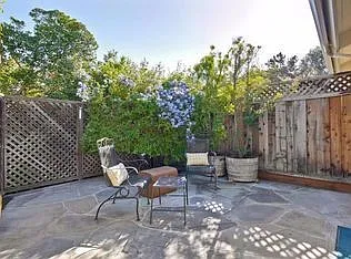 4271 Ponce Dr — Photo 29