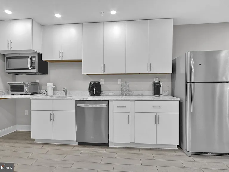 1167 Morse St NE #B1 — Photo 9