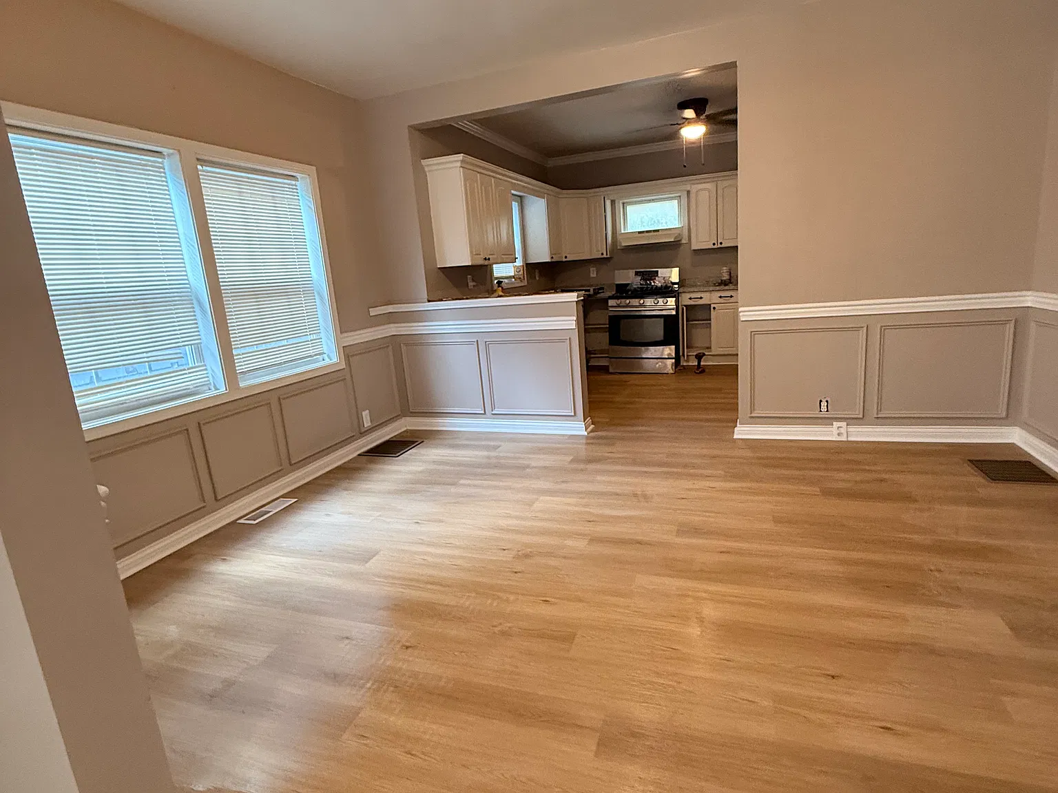 3 bed, 1500 sqft, $1,500 — Photo 2