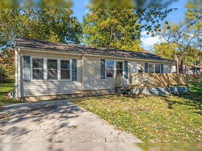 7030 Willow Ave, Raytown, MO, 64133