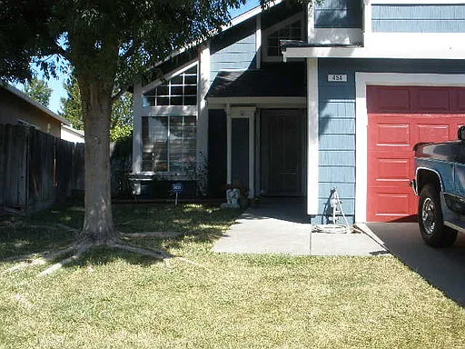 454 Somerville Cir photo 1