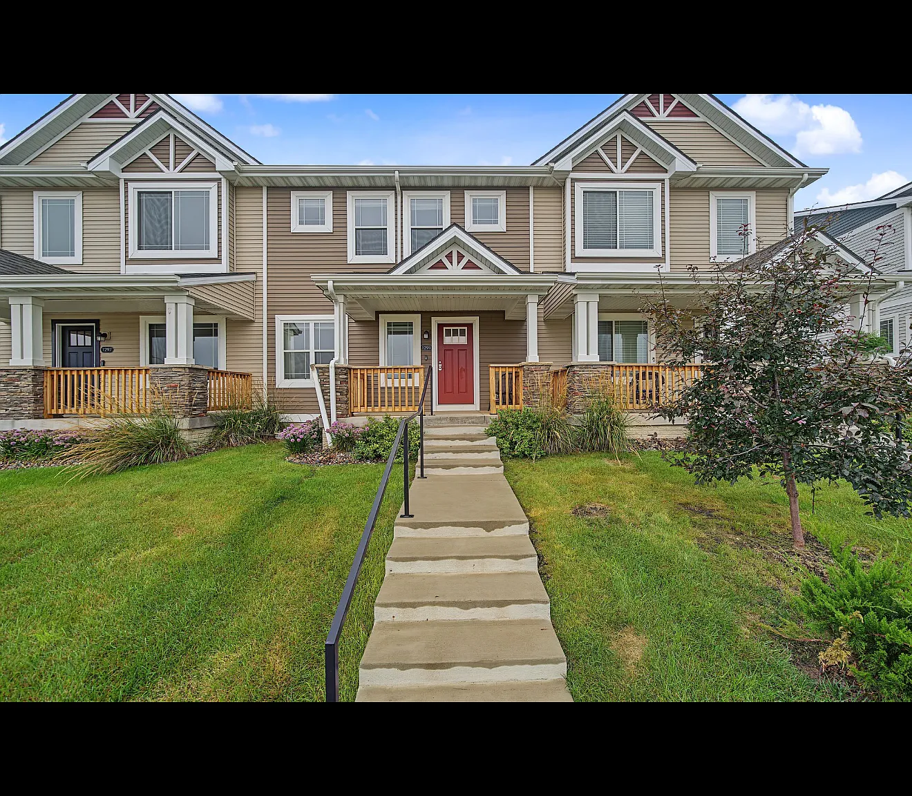 3 bed, 1669 sqft, $2,300 — Photo 1