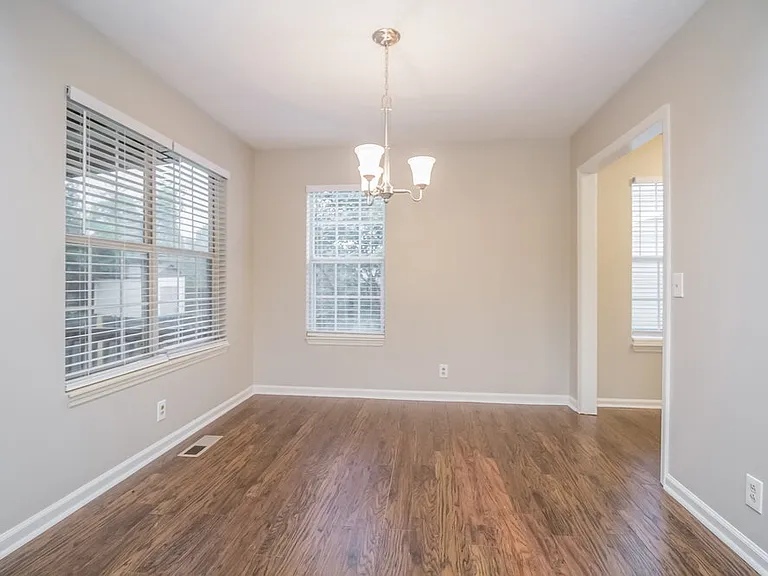 3540 Calais Cir — Photo 6
