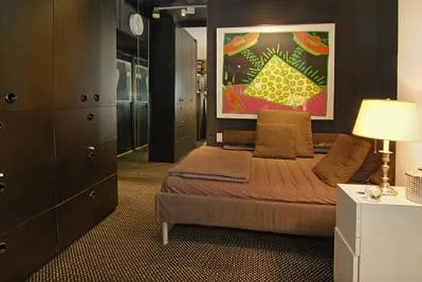 Sold by Corcoran | media 23