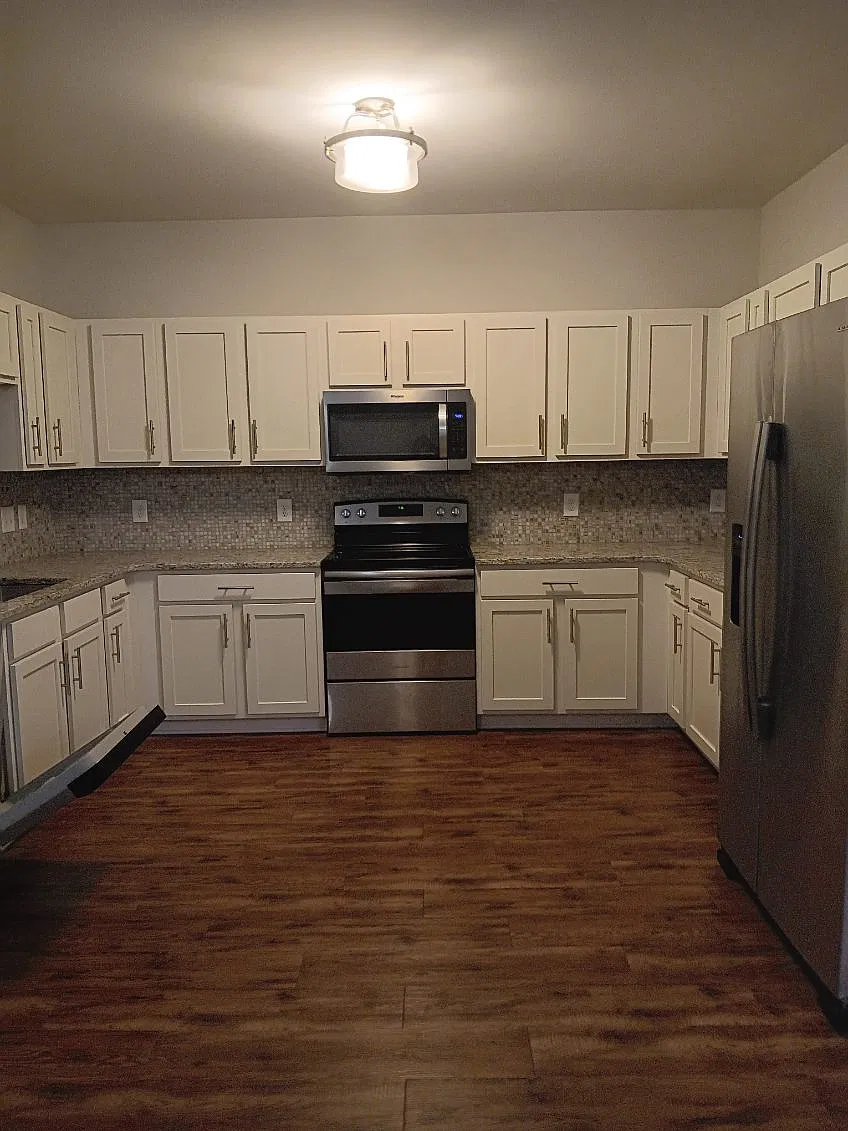 196 W Main St — Photo 1