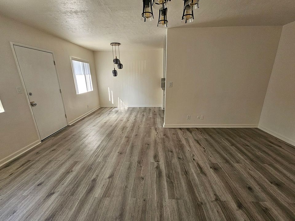 1st image of 148 N Normandie Ave APT 3