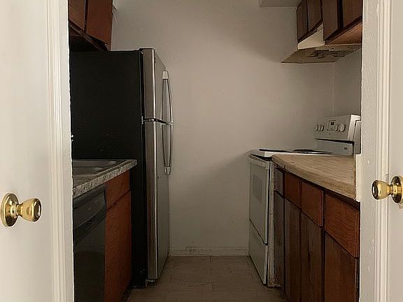 3rd image of 9550 Deering Dr APT 101