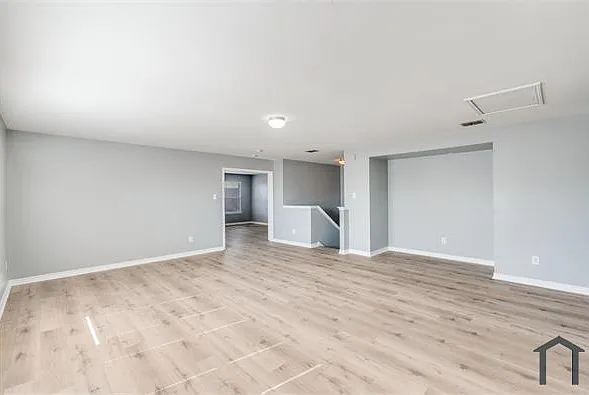 1600 Lionheart Dr — Photo 22