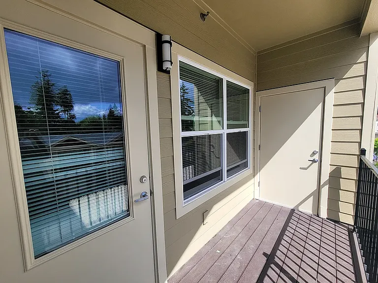 The Lavonne Apartments — Photo 8