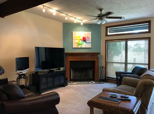 451 NW Chimney Creek Dr, Lawton, OK 73505