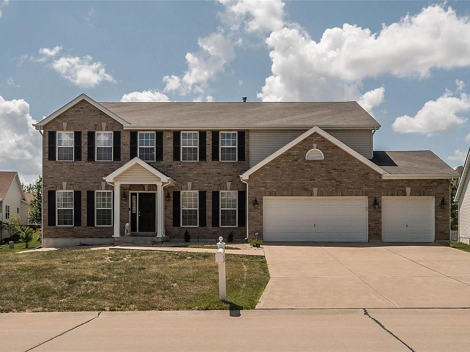 2nd image of 319 William Clark Dr