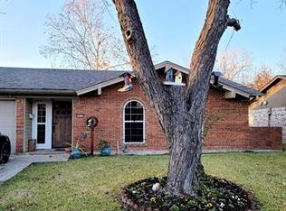 813 Hall Rd, Seagoville, TX 75159