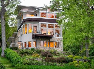 5040 Lake Mendota Dr, Madison, WI 53705