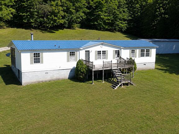 2nd image of 315 Circle Dr