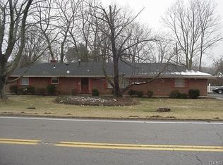 7384 Mad River Rd, Dayton, OH 45459