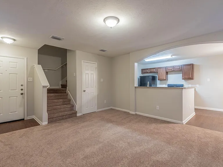 2607 Kiplands Way Dr — Photo 3