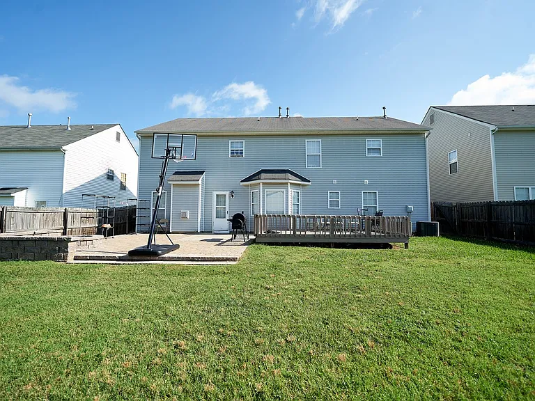 11239 Walland Ln — Photo 39