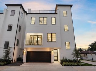 8702 Ojeman Villas Dr, Houston, TX 77055