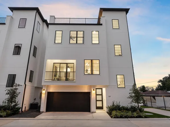 8702 Ojeman Villas Dr, Houston, TX 77055