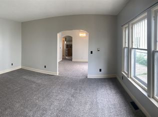 927 3rd St NW #1, Grand Rapids, MI 49504
