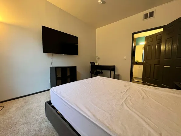 10929 Bluffside Dr, Studio City, CA 91604