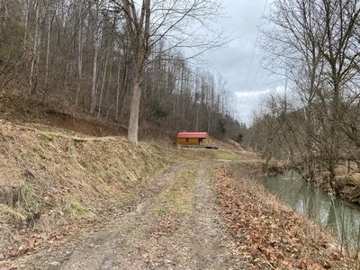 64 Browns Branch Rd, Flat Lick, KY, 40935