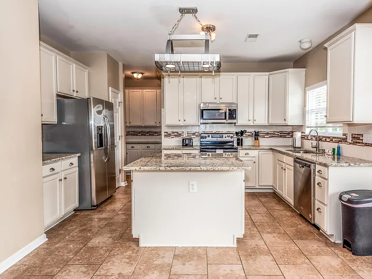 5991 Underwood Ave — Photo 30