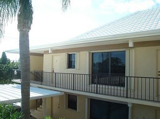 14 TURTLE CREEK d
