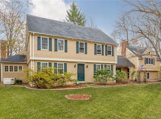 111 Spoonwood Rd, Wilton, CT 06897