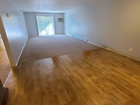 3rd image of 1201-1211 S Vermont Ave #1207