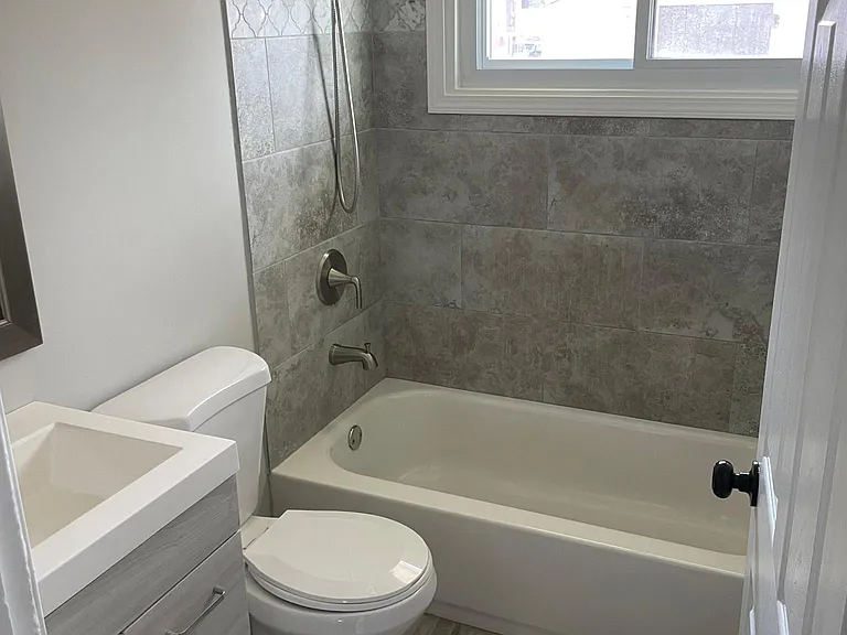 1 Keystone Ln — Photo 13