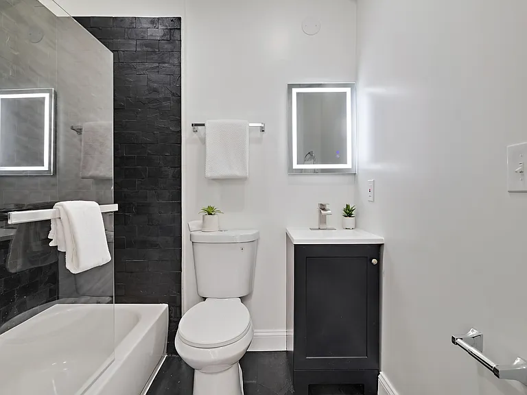 3732 Beehler Ave — Photo 3