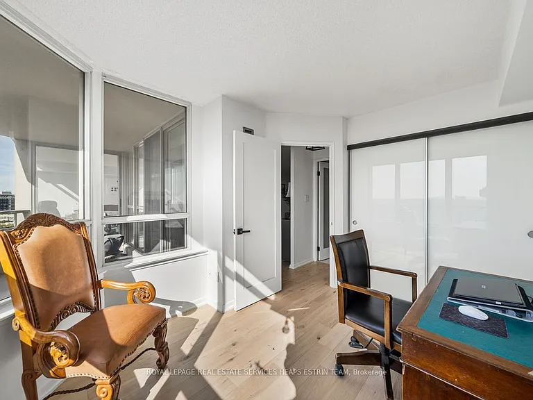 10 Torresdale Ave #1406 — Photo 8