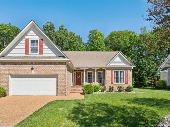 30 Wornom Farm Rd, Poquoson, VA 23662