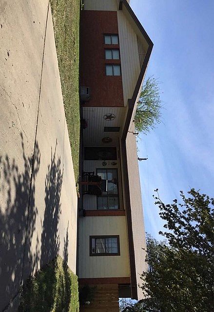 1st image of 1716 Petroleum Dr